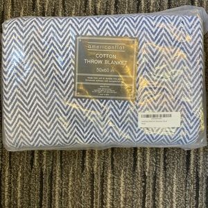 Americanflat Cotton Throw Blanket